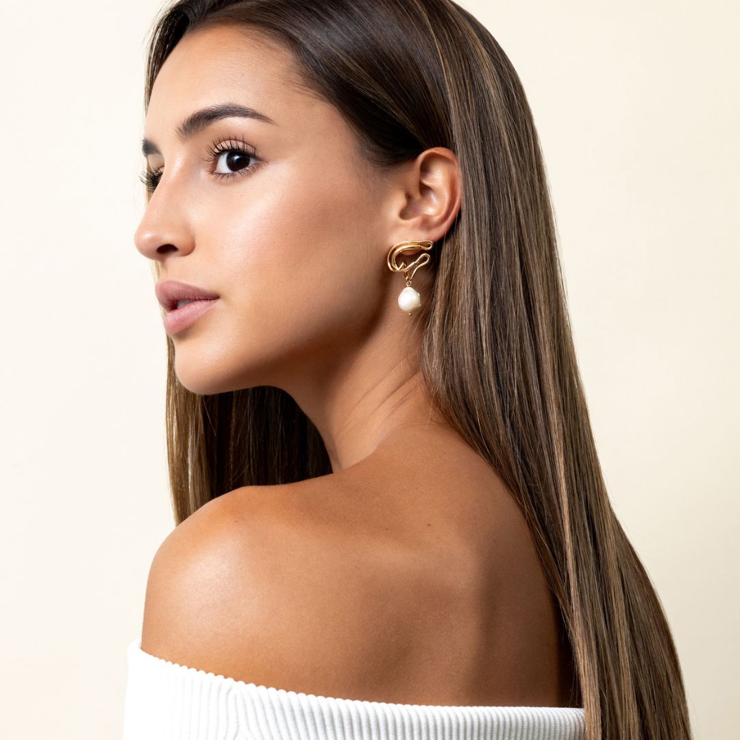 Cori Gold Earrings with Pearls