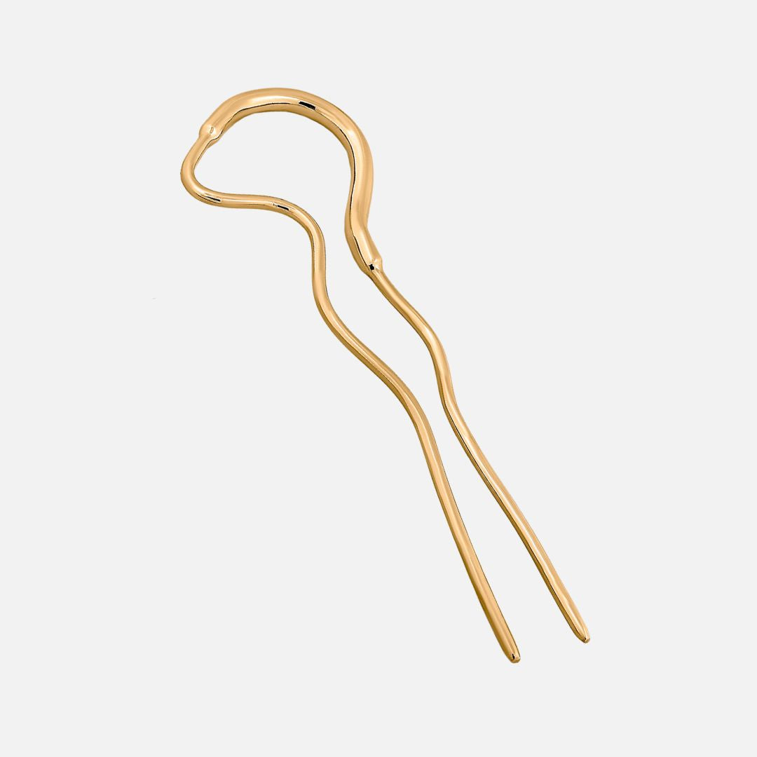 the french pin gold plated Cora The curved shape Pieretti joyas