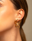 18 gold earrings with Camille pearls